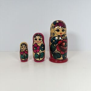 Russian Semenov Nesting dolls Matryoshka set 3 pcs Hand painted in Russia 5-5/8”